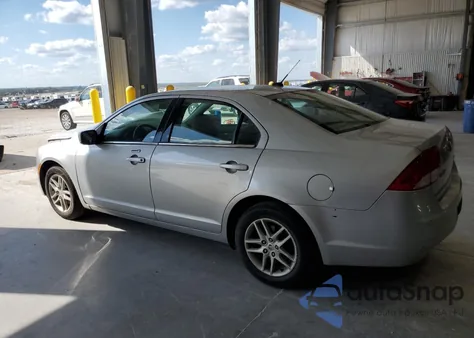 2010 Mercury Milan z USA, uszkodzony, nr VIN 3MEHM0HA4AR625103